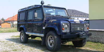 Land Rover Defender 110