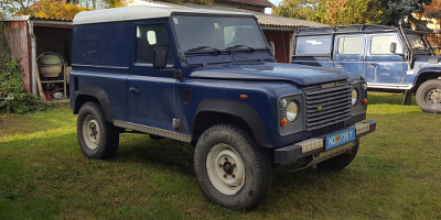 Land Rover Defender 90